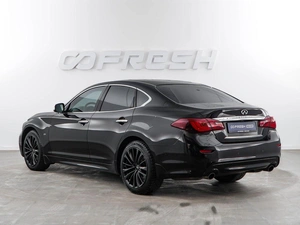 Седан Infiniti Q70 2016 года, 2299050 рублей, Москва