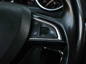 Внедорожник Skoda Yeti 2015 года, 1014000 рублей, Кирилловка