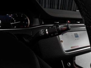 Внедорожник Land Rover Range Rover Evoque 2021 года, 3999000 рублей, Тюмень