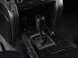 Внедорожник Toyota Land Cruiser 2011 года, 4350000 рублей, Омск