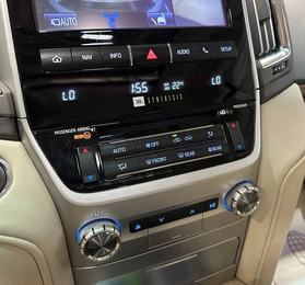 Внедорожник Toyota Land Cruiser 2015 года, 5797000 рублей, Красноярск