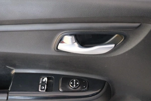 Седан Kia Rio 2018 года, 1079000 рублей, Омск