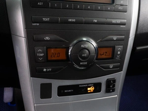 Седан Toyota Corolla 2010 года, 1099000 рублей, Тюмень