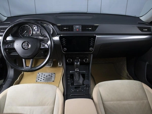 Лифтбек Skoda Superb 2017 года, 1980000 рублей, Омск