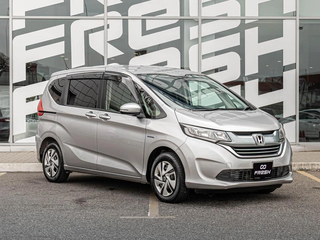 Минивэн Honda Freed+ 2017 года, 1299000 рублей, Краснодар