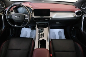 Внедорожник Geely Coolray 2023 года, 1799000 рублей, Омск