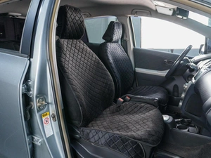 Хетчбэк Toyota Yaris 2006 года, 699000 рублей, Сургут