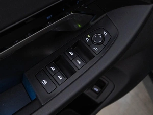 Седан BMW 5 серия 2023 года, 7421046 рублей, Москва