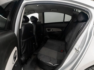 Седан Chevrolet Cruze 2011 года, 650000 рублей, Красноярск