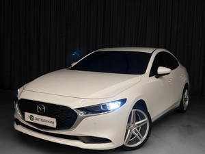 Седан Mazda 3 2020 года, 1800000 рублей, Красноярск