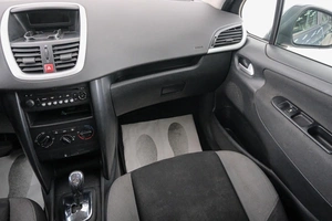 Хетчбэк Peugeot 207 2008 года, 439000 рублей, Красноярск