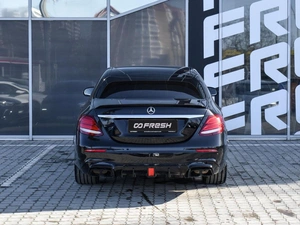 Седан Mercedes-benz E-класс 2019 года, 3300000 рублей, Краснодар