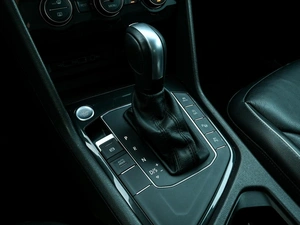 Внедорожник Volkswagen Tiguan 2020 года, 2629000 рублей, Волгоград