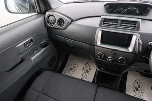 Минивэн Toyota bB 2012 года, 849000 рублей, Красноярск