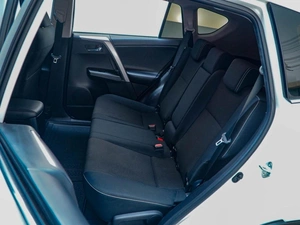 Внедорожник Toyota RAV4 2015 года, 2257077 рублей, Москва