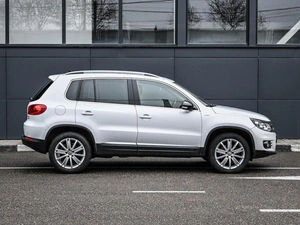 Внедорожник Volkswagen Tiguan 2013 года, 1549000 рублей, Кирилловка