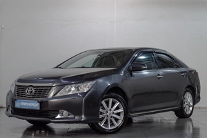 Седан Toyota Camry 2014 года, 1669000 рублей, Челябинск