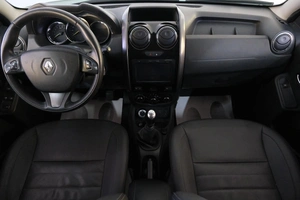 Внедорожник Renault Duster 2017 года, 1479000 рублей, Омск