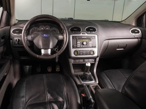 Седан Ford Focus 2006 года, 399000 рублей, Воронеж