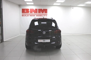 Внедорожник Volkswagen Tiguan 2012 года, 1620000 рублей, Смоленск