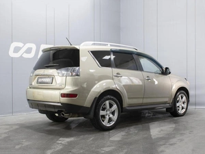 Внедорожник Mitsubishi Outlander 2008 года, 1130000 рублей, Омск