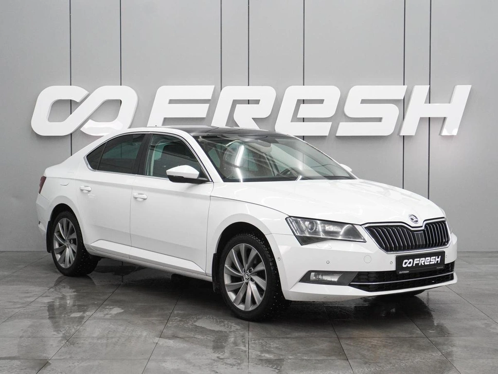 Лифтбек Skoda Superb 2015 года, 1429000 рублей, Воронеж
