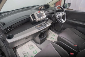 Минивэн Honda Freed 2010 года, 1149000 рублей, Томск