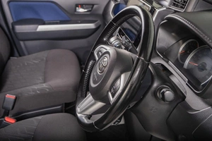 Хетчбэк Toyota Tank 2019 года, 1269000 рублей, Томск
