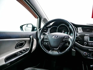 Хетчбэк Kia Ceed 2013 года, 1129000 рублей, Красноярск