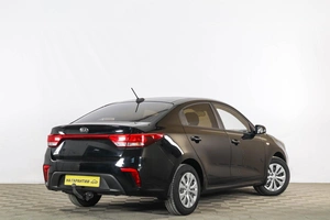 Седан Kia Rio 2017 года, 1099000 рублей, Тюмень