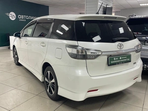 Минивэн Toyota Wish 2014 года, 1665000 рублей, Ачинск