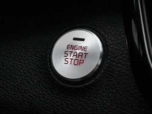 Седан Kia Optima 2016 года, 1844000 рублей, Кирилловка