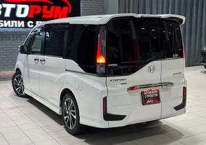 Минивэн Honda Stepwgn 2016 года, 2100000 рублей, Красноярск