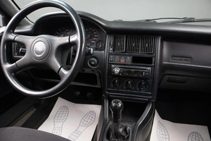 Седан Audi 80 1993 года, 359000 рублей, Оренбург