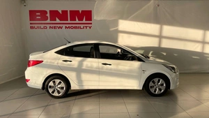 Седан Hyundai Solaris 2014 года, 990000 рублей, Смоленск