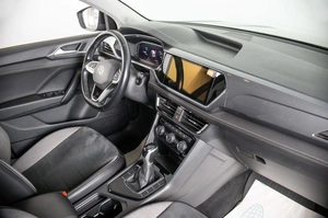 Внедорожник Volkswagen Taos 2021 года, 2609000 рублей, Пермь
