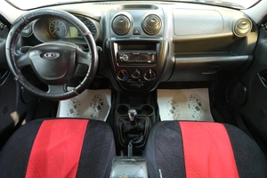 Седан ВАЗ (LADA) Granta 2015 года, 549000 рублей, Омск