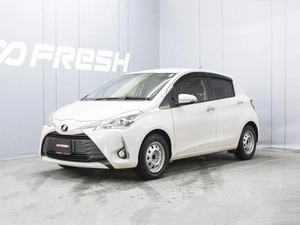 Хетчбэк Toyota Vitz 2019 года, 1310777 рублей, Омск