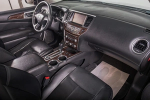 Внедорожник Nissan Pathfinder 2015 года, 1679000 рублей, Томск
