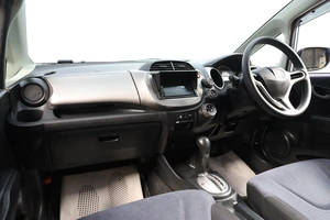 Хетчбэк Honda Fit 2010 года, 729000 рублей, Новосибирск