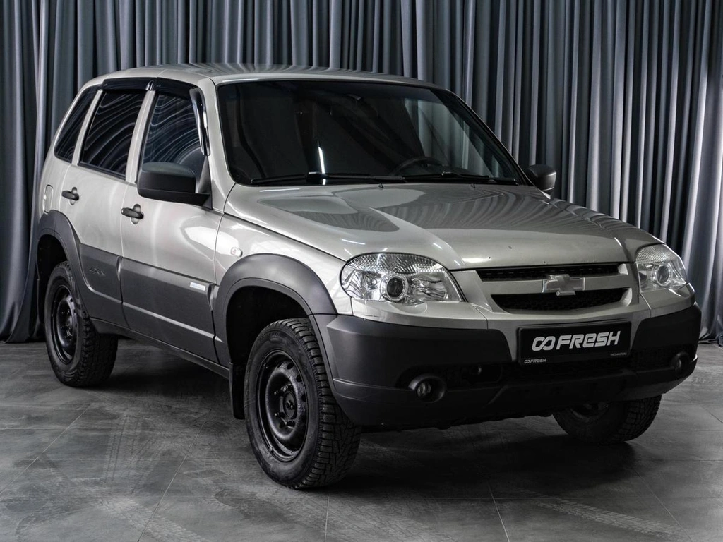 Внедорожник Chevrolet Niva 2013 года, 499000 рублей, Тюмень
