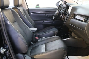 Внедорожник Mitsubishi Outlander 2018 года, 3249000 рублей, Омск