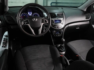 Седан Hyundai Solaris 2015 года, 939000 рублей, Воронеж