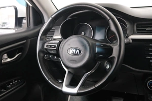 Хетчбэк Kia Rio X-Line 2019 года, 1619000 рублей, Омск
