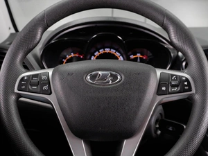 Универсал ВАЗ (LADA) Vesta 2019 года, 1099000 рублей, Тюмень
