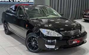 Седан Toyota Camry 2005 года, 890000 рублей, Красноярск
