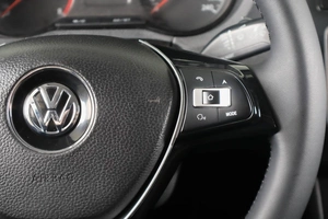 Седан Volkswagen Polo 2015 года, 699000 рублей, Пермь