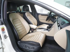 Седан Volkswagen Passat CC 2012 года, 1239000 рублей, Воронеж