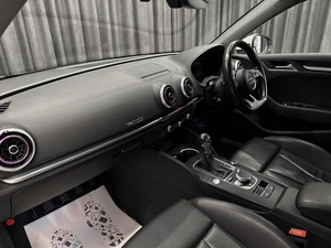 Хетчбэк Audi A3 2020 года, 1700000 рублей, Красноярск