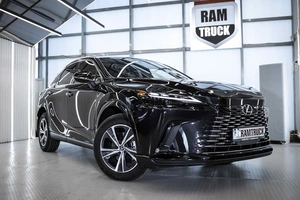 Внедорожник Lexus RX 2023 года, 8899999 рублей, Москва